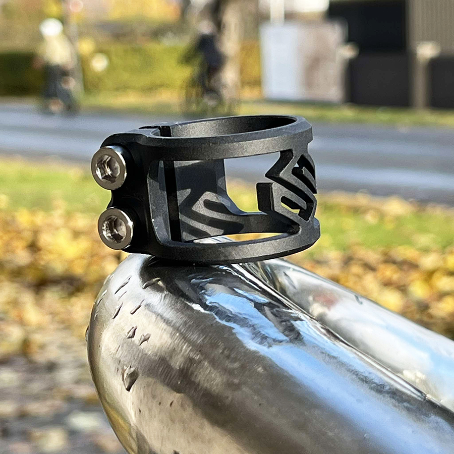 Striker Aether Double Scooter Clamp Black 6