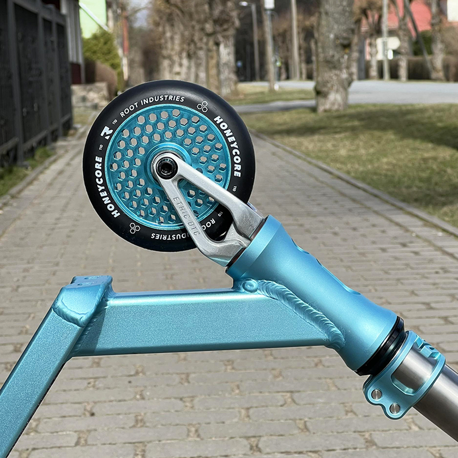 Kaiza-Ethic-Root-custom-toukeratas teal 4